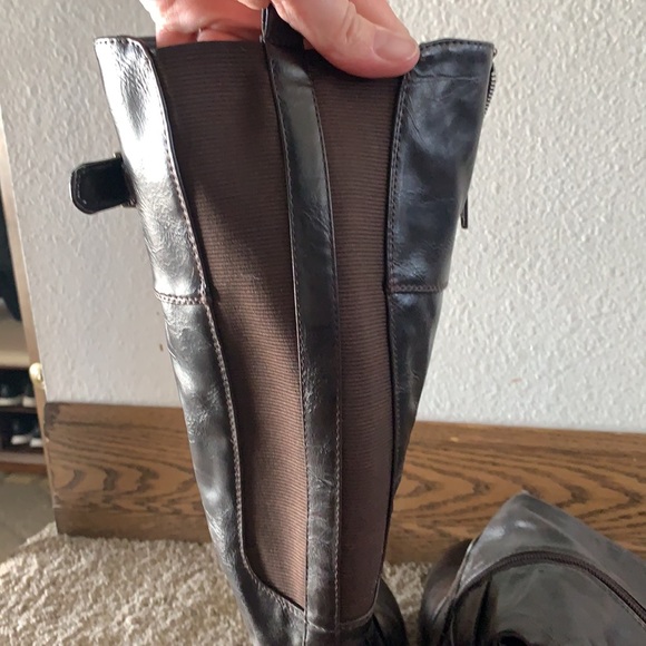 Tall brown boots - Picture 4 of 4